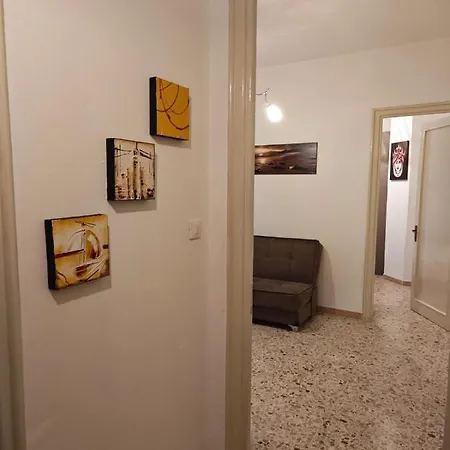 Maison136 Apartman *